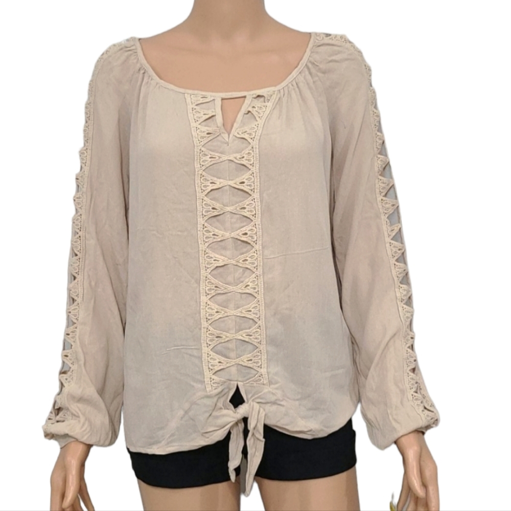 XOXO Top Blouse Women’s‎ Size M Ceam/ Tan  Front Tie Long Lace Sleeve